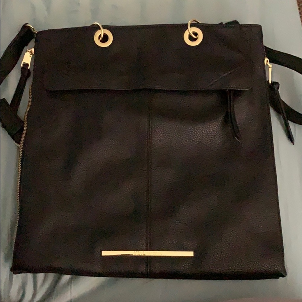 Steve Madden messenger bag